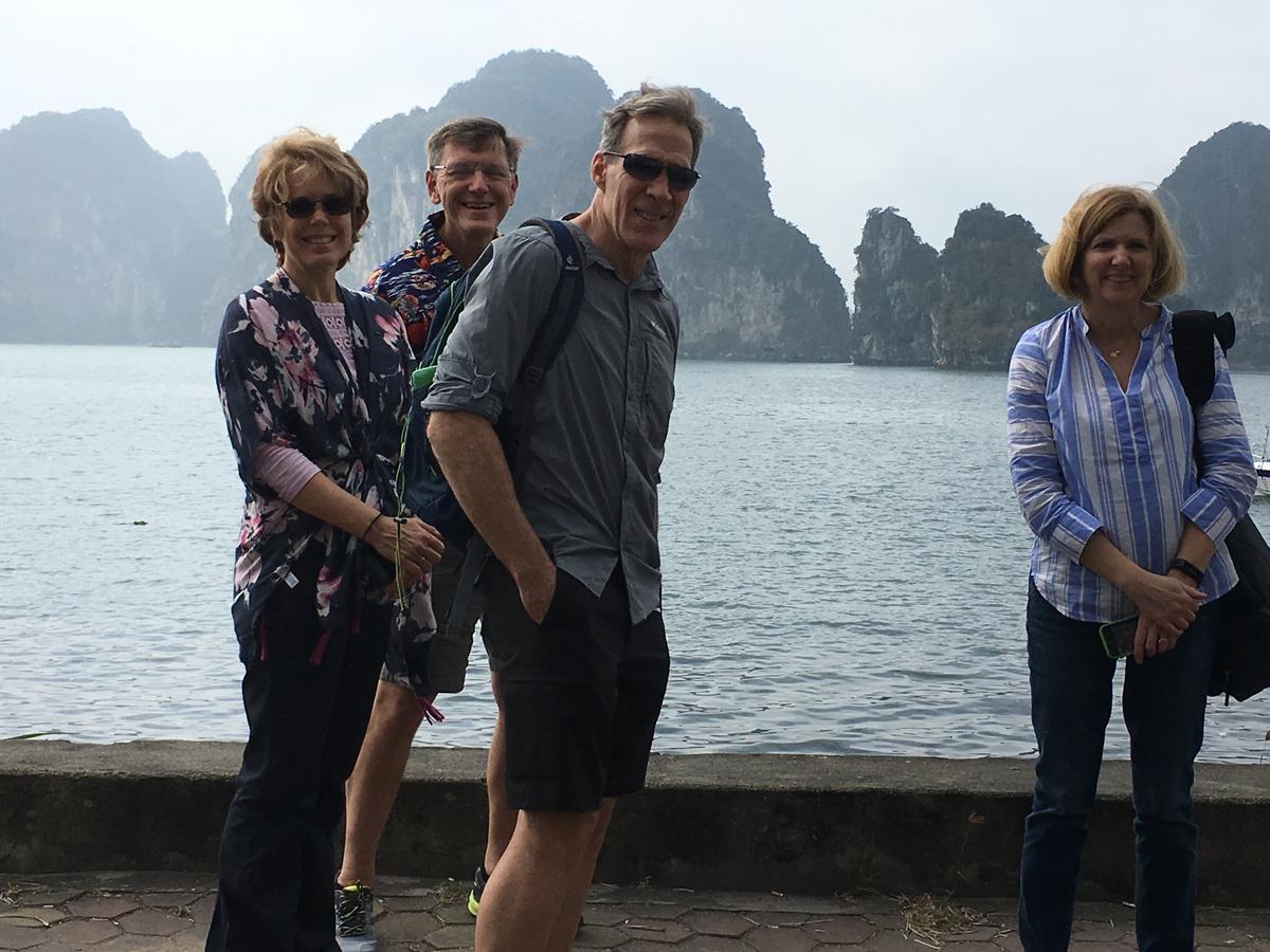 Halo Bay Homestay Ha Long Zewnętrze zdjęcie